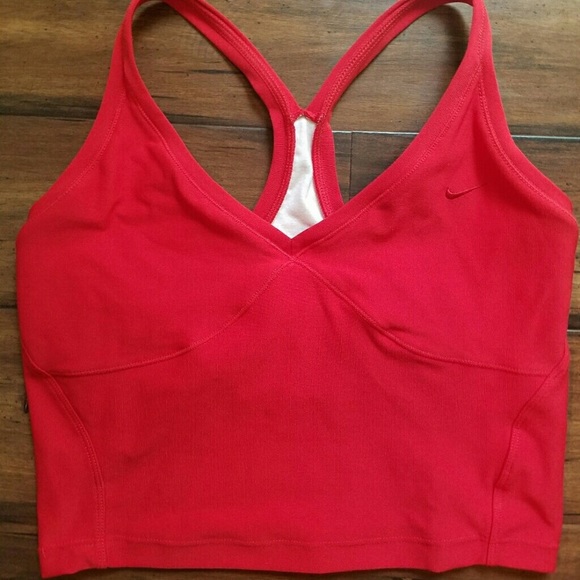 nike crop top workout shirt